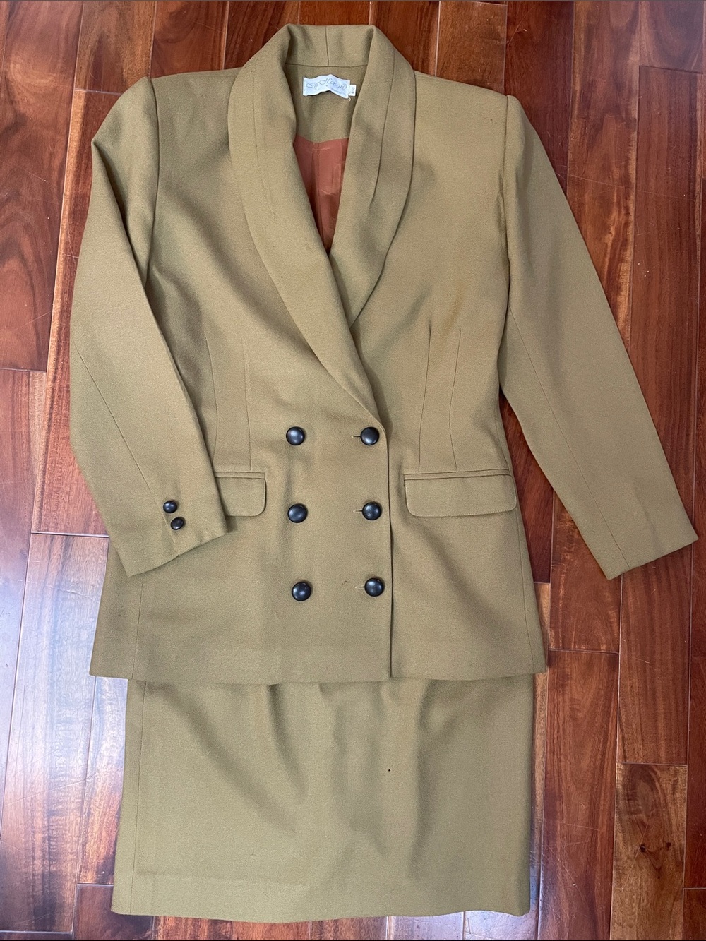 Beautiful Wool Crepe Du Chine Suit in Olive Green